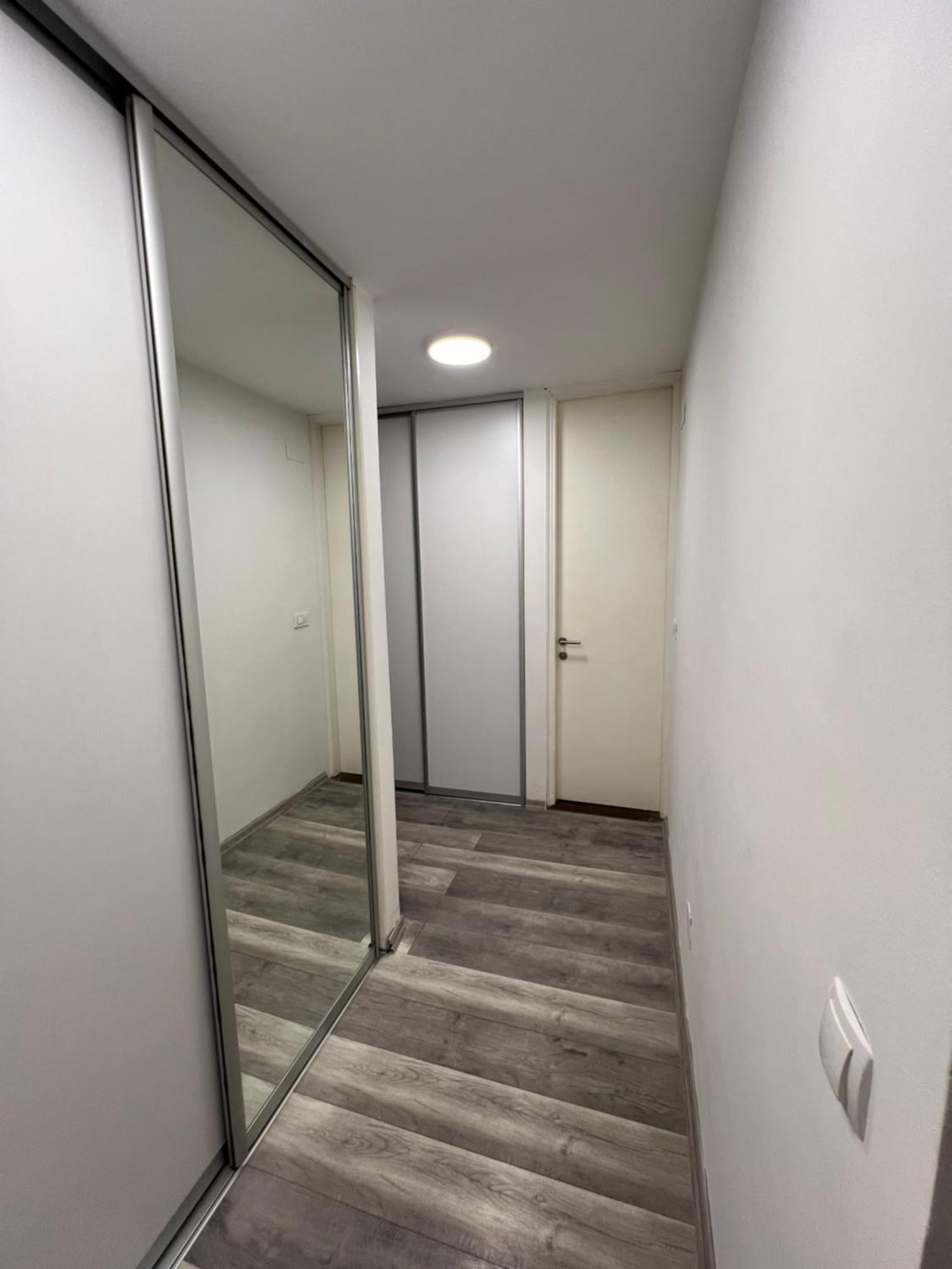 Apartman Omar Stan Na Dan Besplatan Parking Sarajevo Exterior photo